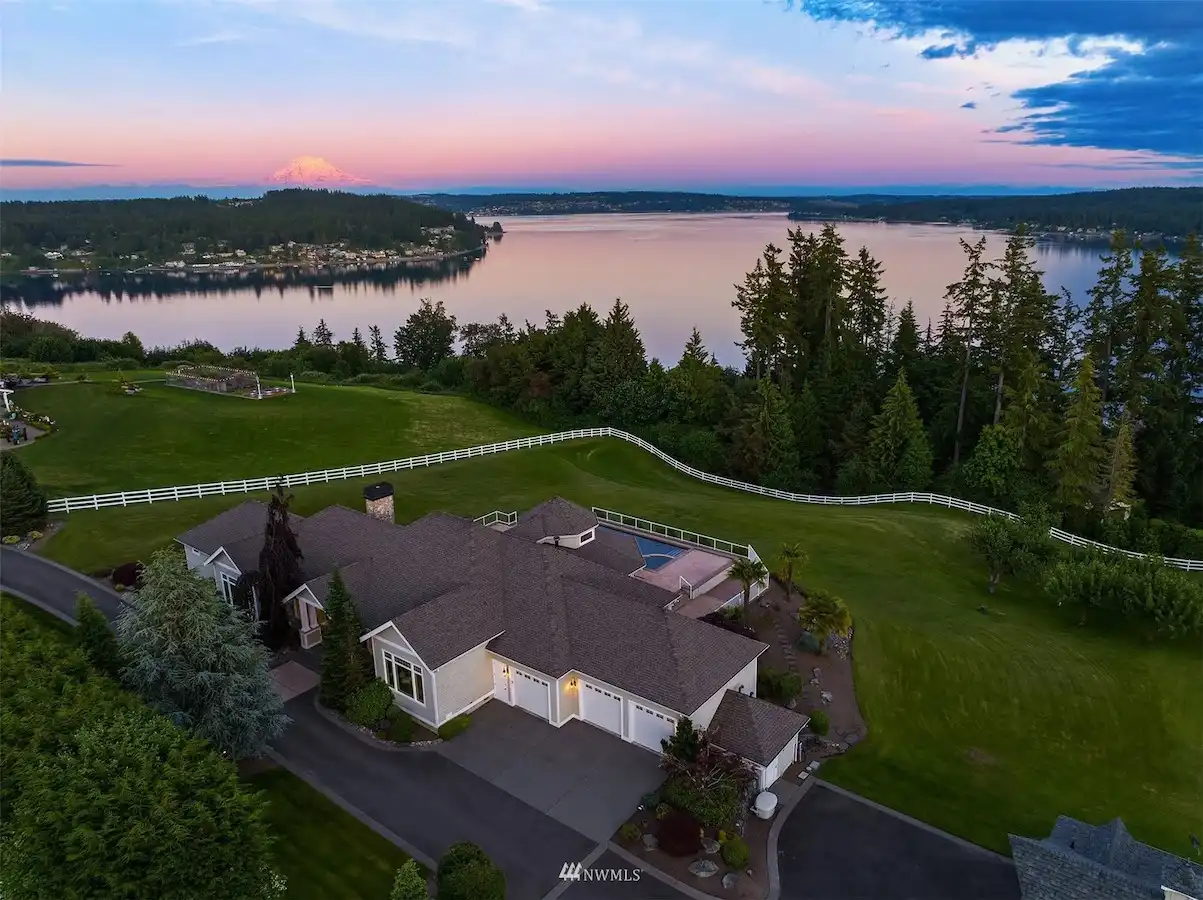 5512 18th St NW, Gig Harbor